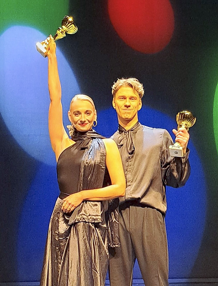 Vilpas Dance Sportin pari Markus Ranta ja Alisa Heino voittivat viikonloppuna Latin Show -tanssin Suomen mestaruuden aikuisten 1-luokassa.