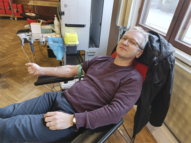 Antti Silander on luovuttanut verta kolmekymmentä vuotta.