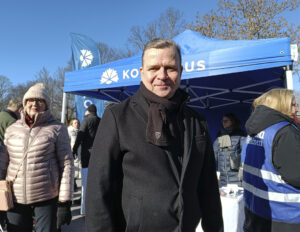 Petteri Orpon puheessa korostui maailman taloudellinen tilanne ja turvallisuus.