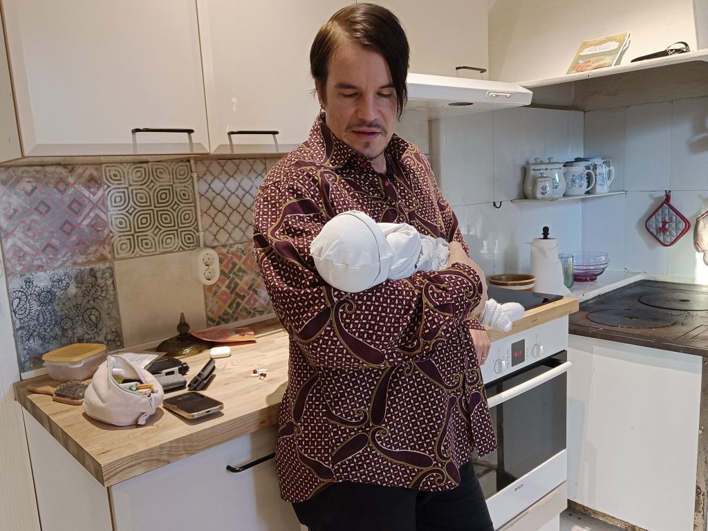 Samuli Jokinen alkoi tuntemaan itsensä isäksi jo raskauden aikana, mutta häntä myös pelotti.