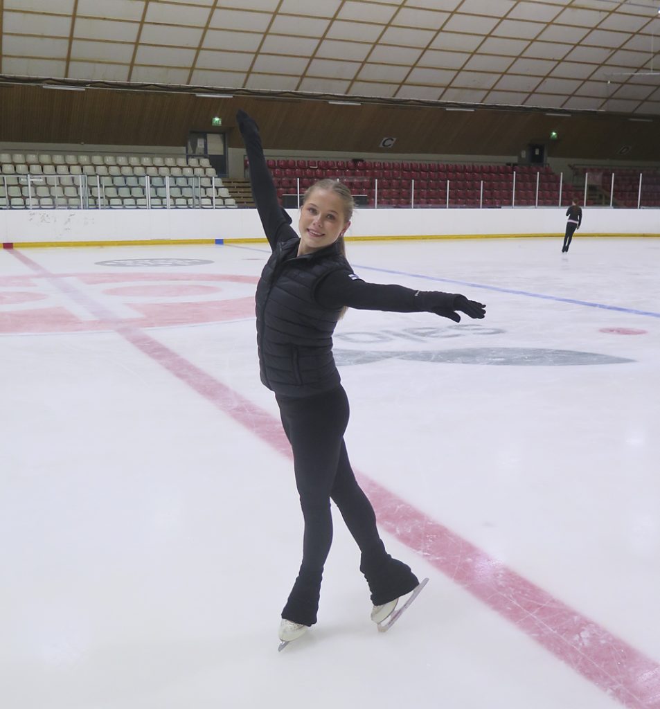 Kiira Koskista kiehtoo taitoluistelussa lajin monipuolisuus.