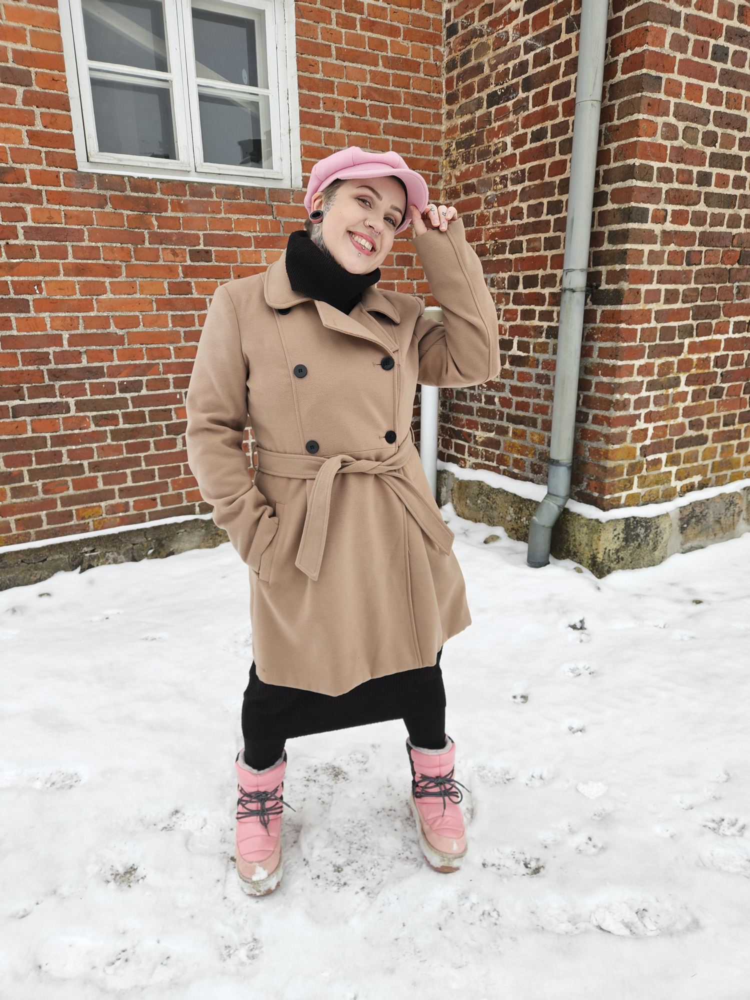 Arjessa Salmi nauttii kodin rauhasta ja uusista tuulista työrintamalla.