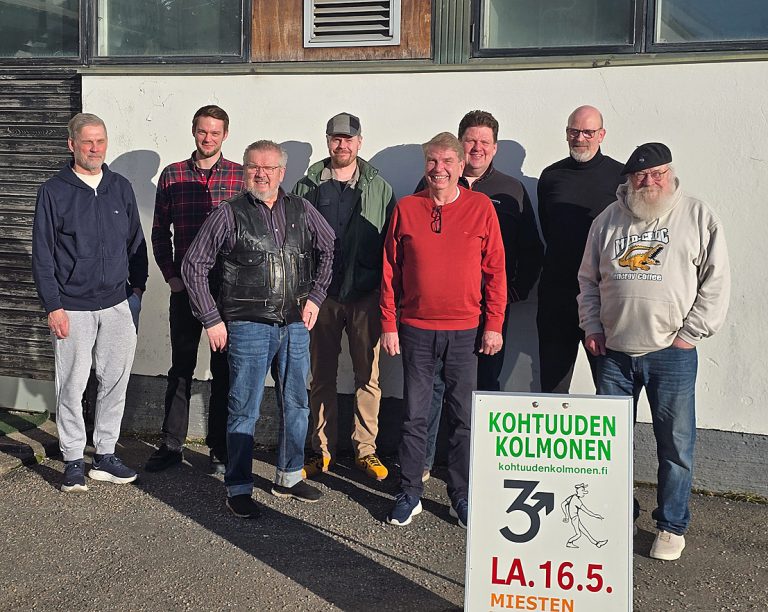 Harri Lehti, Jesse Vahala, Markku Kotamäki, Ville Kotamäki, Tapani Aro, Juha Talviniemi, Juha Himanto ja Hanski Suominen ovat suunnitelleet tämänvuotisen Kohtuuden Kolmosen reitin hieman uudella tavalla.